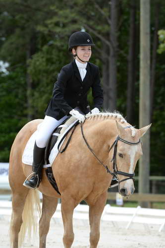 So8ths-5-3-13-Dressage-5618-TaylorPence-Goldie-DDeRosaPhoto