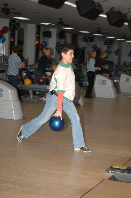 271-AHJFBowlingforEquestrians-2-18-07-DeRosaPhoto.jpg