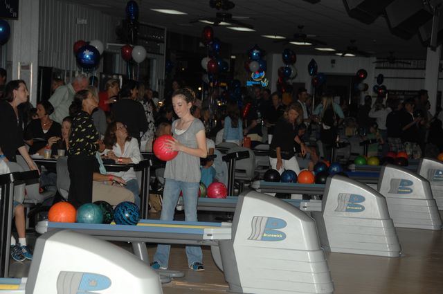 103-AHJF-Bowling-2-17-08-DeRosaPhoto.JPG