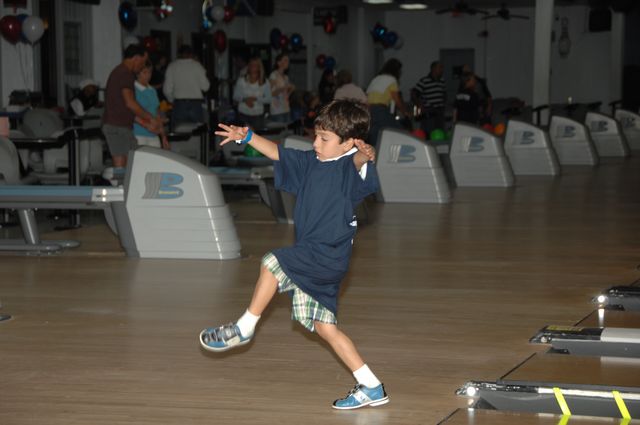 109-AHJF-Bowling-2-17-08-DeRosaPhoto.JPG