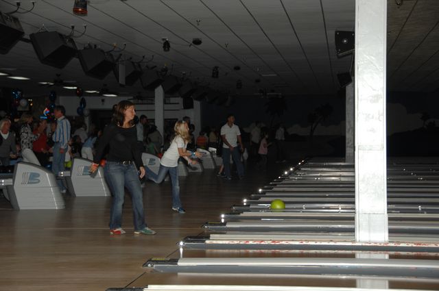 131-AHJF-Bowling-2-17-08-DeRosaPhoto.JPG