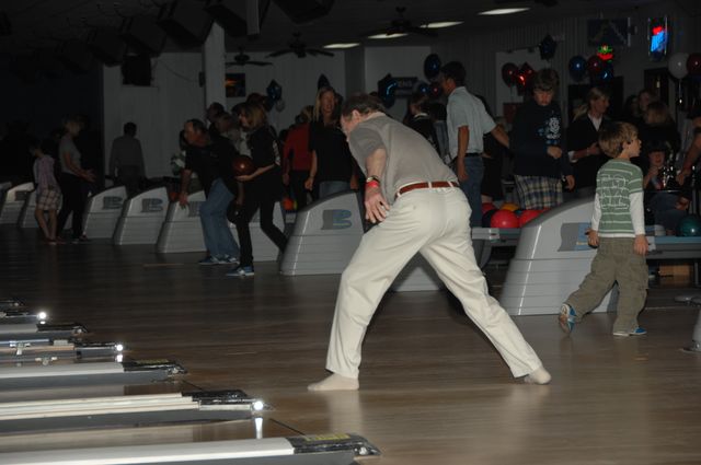 155-AHJF-Bowling-2-17-08-DeRosaPhoto.JPG