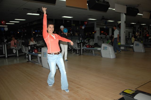 222-MichelePerla-AHJF-Bowling-2-17-08-DeRosaPhoto.JPG