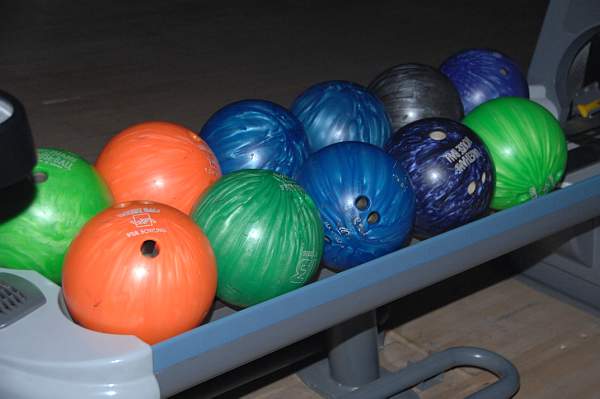 AHJF-Bowling-2-14-10-222-DDeRosaPhoto.jpg