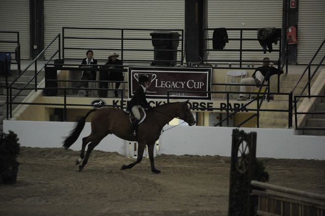 2261-Souvenir-KirstieDobbs-LegacyCup-NonPro3'6Finals-5-17-08-DeRosaPhoto