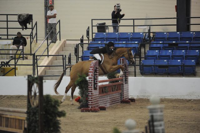 2374-RedPanda-JenniferWaxman-LegacyCup-NonPro3'6Finals-5-17-08-DeRosaPhoto