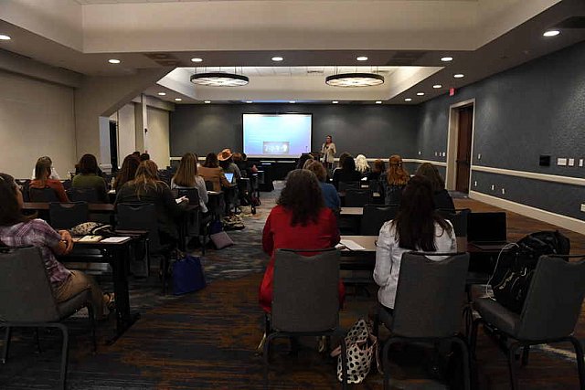 2022 AHP Equine Media Conference-5-12-14-2022-8951-DDeRosaPhoto