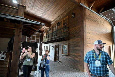 05.15.25-TOUR-WELCOME-9223-DDeRosaPhoto