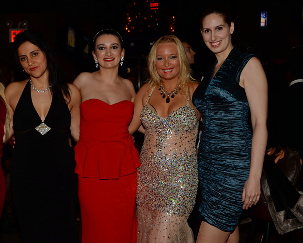 Acting-3-2-11-Lisa Gold-Oscar-9229-DDeRosaPhoto