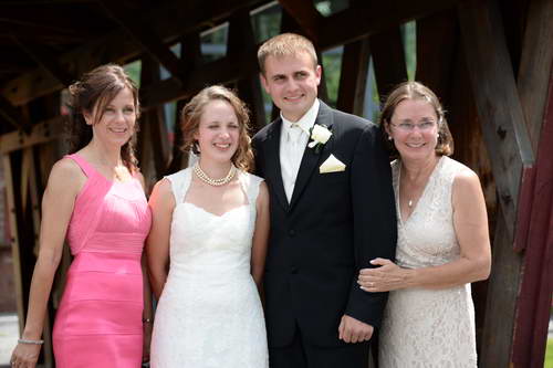 Beth2 Wedding-7-28-13-0113-DDeRosaPhoto