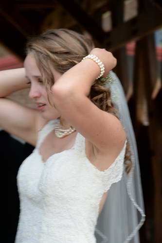 Beth2 Wedding-7-28-13-0159-DDeRosaPhoto