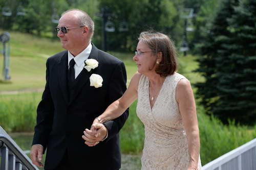 Beth2 Wedding-7-28-13-0241-DDeRosaPhoto