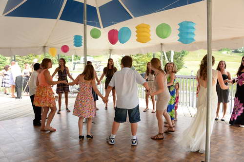 Beth Wedding-7-28-13-0397-DDeRosaPhoto