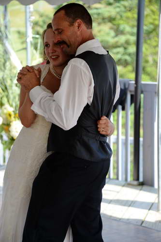 Beth Wedding-7-28-13-0450-DDeRosaPhoto