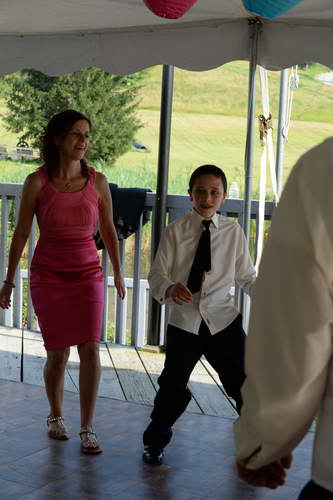 Beth Wedding-7-28-13-0588-DDeRosaPhoto