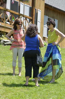 Beth-Shower-6-2-13-0351-DDeRosaPhoto