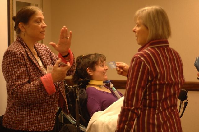 11-7-08-EducationalSeminar-BrookeEllison-75-DeRosaPhoto