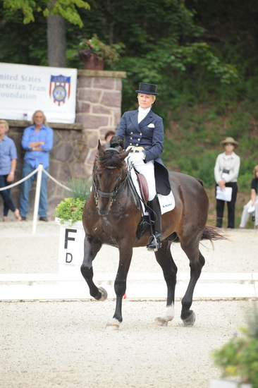 Gladstone-6-2010-5828-WEGSel-DDeRosaPhoto