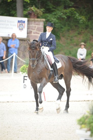 Gladstone-6-2010-5829-WEGSel-DDeRosaPhoto