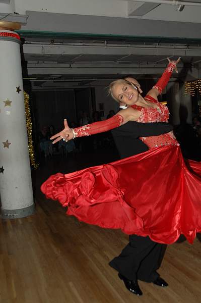 Dancing-11-8-09-Rita-45-DDeRosaPhoto.jpg