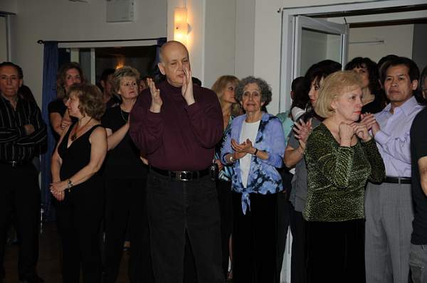 Dancing-2-28-09-07-DeRosaPhoto