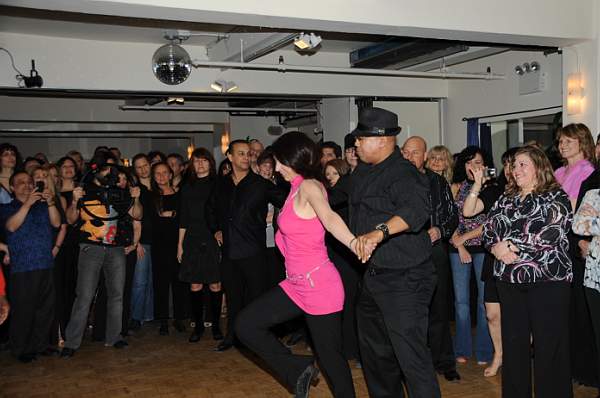 Dancing-2-28-09-60-DeRosaPhoto