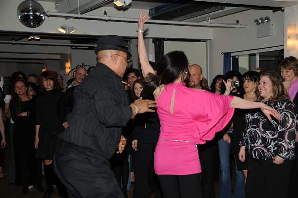 Dancing-2-28-09-63-DeRosaPhoto