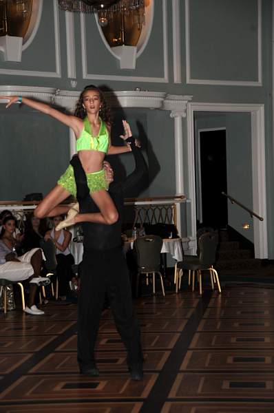 Dancing-9-5-09-NYHustleCongress-146-DDeRosaPhoto.jpg