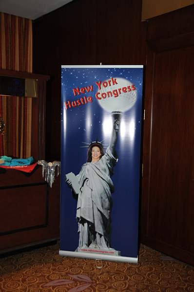 Dancing-9-5-09-NYHustleCongress-20-DDeRosaPhoto.jpg