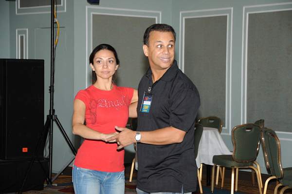 Dancing-9-5-09-NYHustleCongress-51-DDeRosaPhoto.jpg
