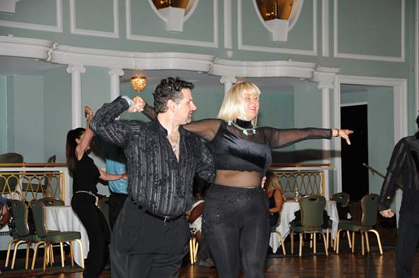Dancing-9-5-09-NYHustleCongress-92-DDeRosaPhoto.jpg