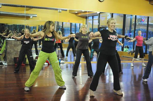 BUCD-Zumba-5-14-09-3-FranFerriso-DDeRosaPhoto.jpg