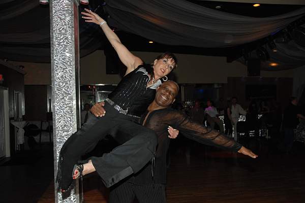 Dancing-4-28-09-58-DDeRosaPhoto.jpg