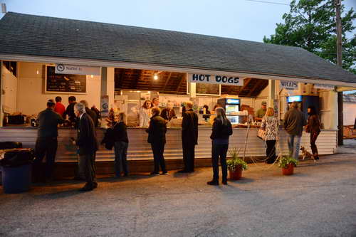 Devon-5-29-14-7194-DDeRosaPhoto