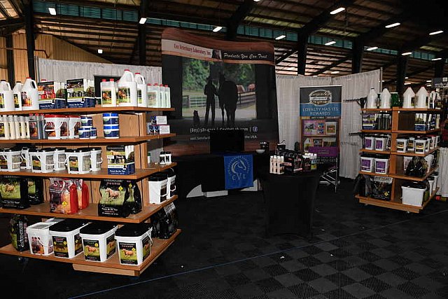 EQUSA-09-30-2021-3737-DDeRosaPhoto