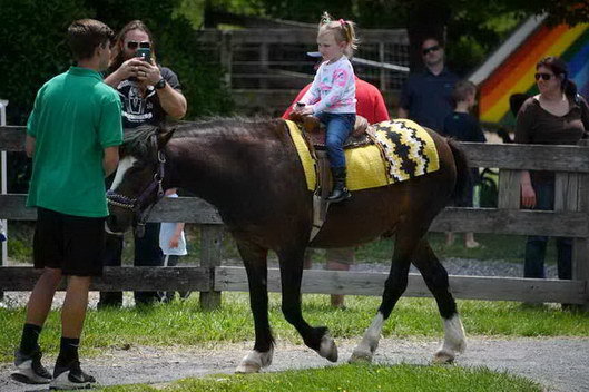 EFF-MD-TourStop-5-12-14-17-7360-DDeRosaPhoto