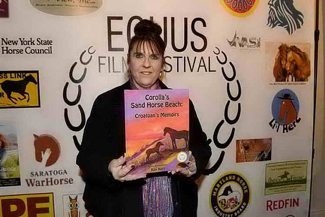 EFF17-11-17-19-17-2422-DDeRosaPhoto