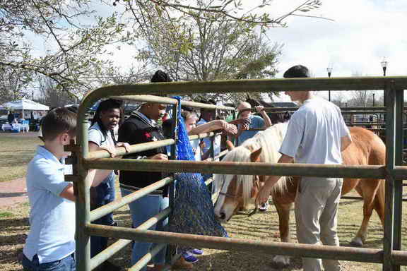 EFF-Camden-2-20-25-2017-3916-DDeRosaPhoto