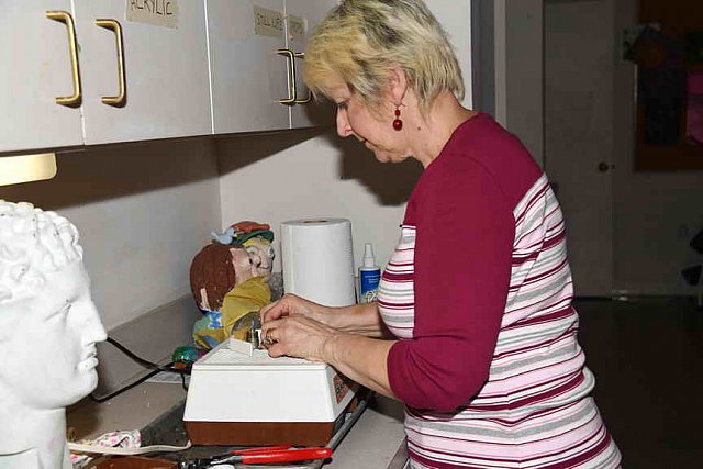 EFF-Camden-2-18-19-2037-Painting-DDeRosaPhoto