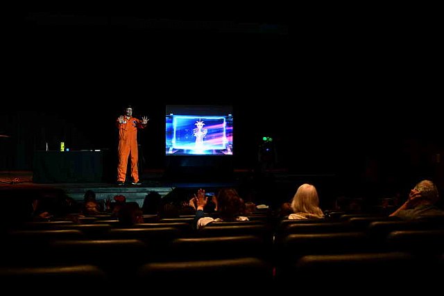 EFF-Camden-2-19-19-4038-Aliens-DDeRosaPhoto