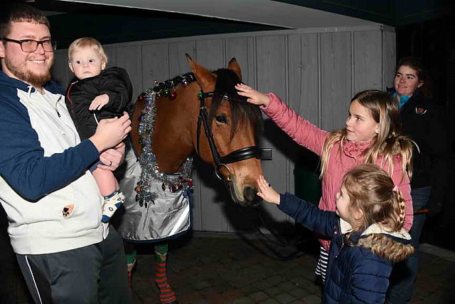 EFF19-12-5-8-19-6179-DDeRosaPhoto