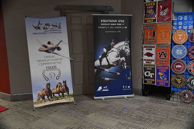 EFF19-12-5-8-19-5878-DDeRosaPhoto