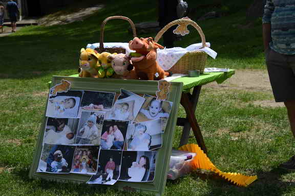 Saccardi-BethShower-6-3-18-0785-DDeRosaPhoto