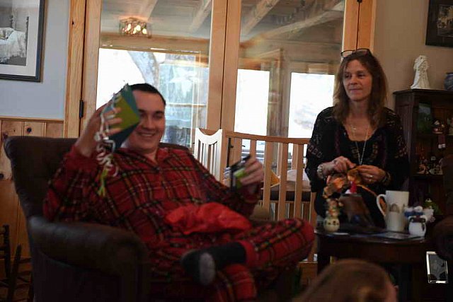 Family-XMAS-12-25-18-0250-DDeRosaPhoto