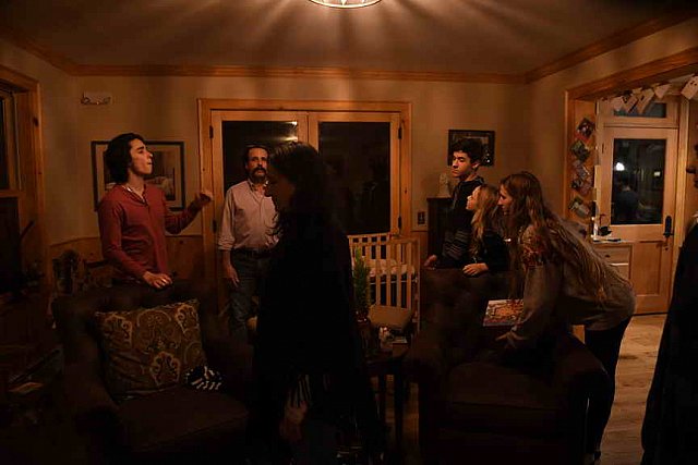 Family-XMAS-12-25-18-0350-DDeRosaPhoto