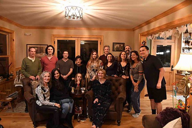 Family-XMAS-12-25-18-0363-DDeRosaPhoto