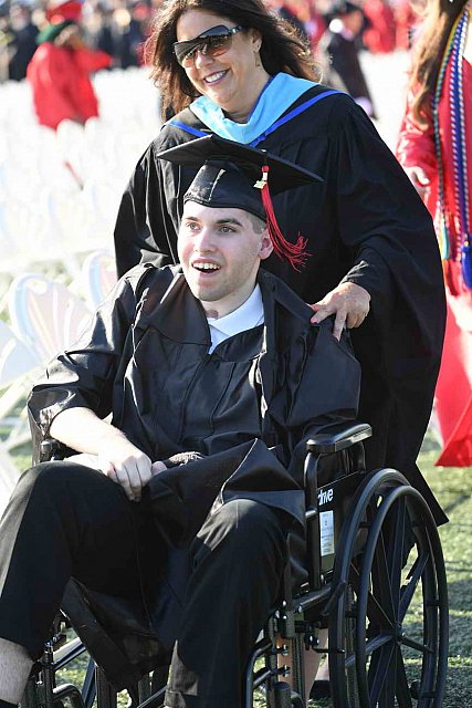 Pat-Med-Graduation-6-22-17-8609-DDeRosaPhoto