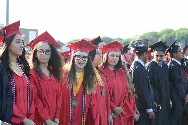 Pat-Med-Graduation-6-22-17-8621-DDeRosaPhoto