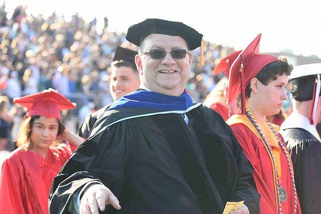 Pat-Med-Graduation-6-22-17-8631-DDeRosaPhoto