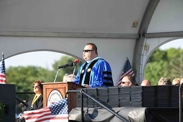 Pat-Med-Graduation-6-22-17-8651-DDeRosaPhoto